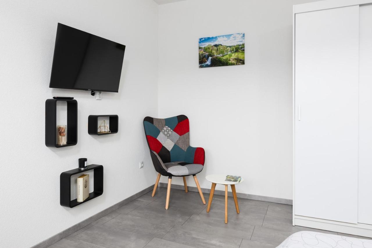 Studio Apartman Sirius Slunj Exteriér fotografie